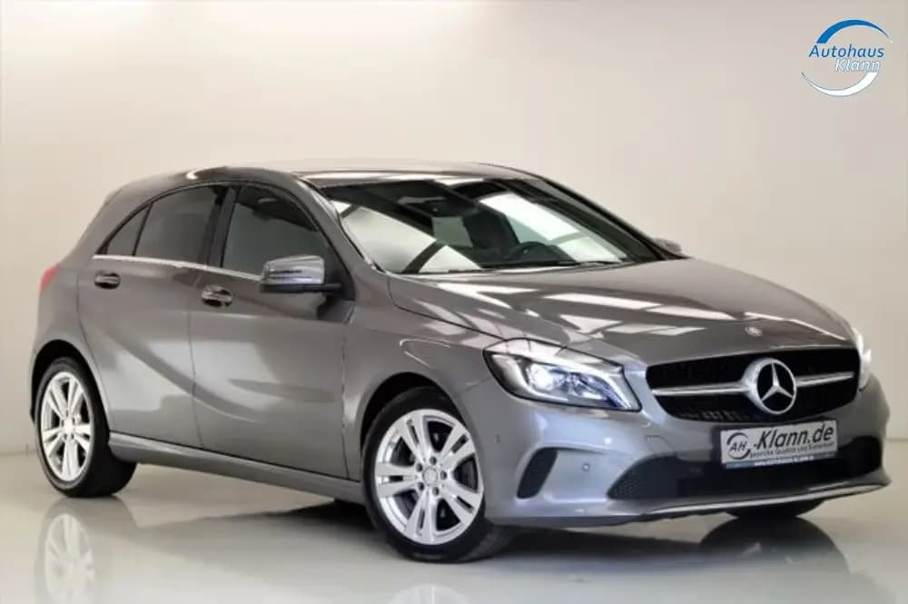 Main__Slider__Photo:Mercedes-Benz A 200 156PS 7G Standheizung Memory H&K 1. Hand 09/2016-0