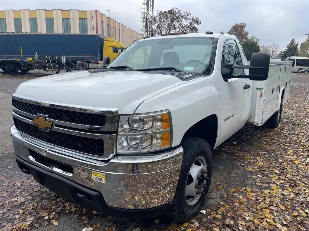 Main__Slider__Photo:Chevrolet Silverado 6,6 V8 DURAMAX (OHNE MOTOR/GETRIEBE) 03/2013-0