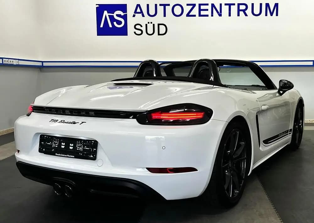 Main__Slider__Photo:Porsche Boxster 718 T LED Approved Klima LED 06/2019-0