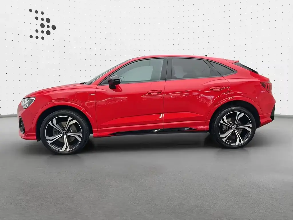 Main__Slider__Photo:Audi Q3 Sportback 45 TFSIe S line*PANO*MATRIX*360*B&O 11/2021-1