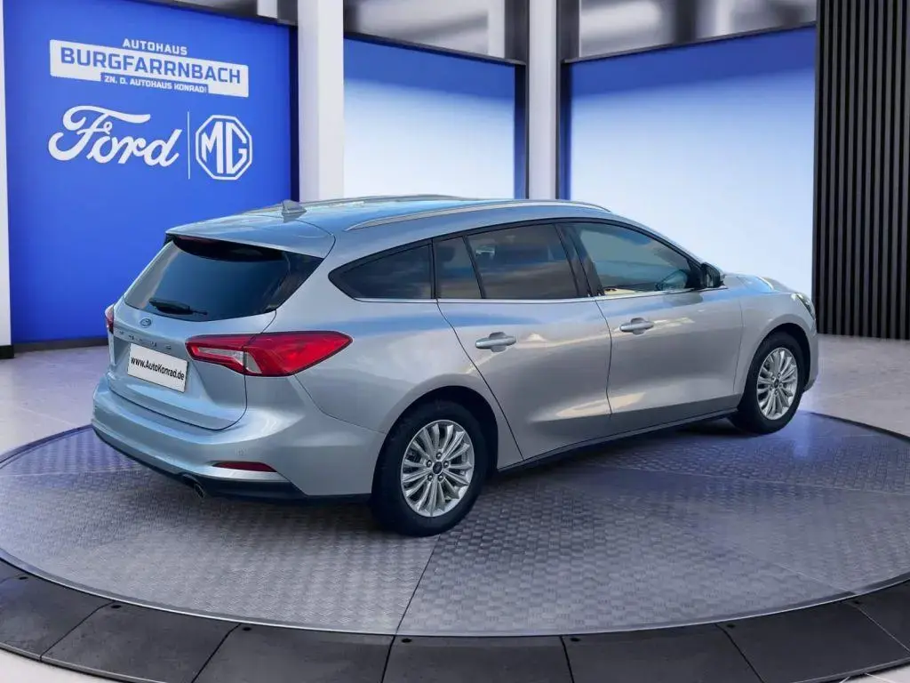 Main__Slider__Photo:Ford Focus Turnier 1.0 EcoBoost TITANIUM*RFK*iACC*NAV 12/2020-1
