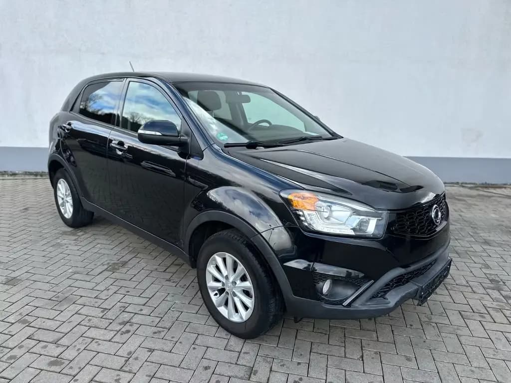 Main__Slider__Photo:Ssangyong Korando 2.0 Eco Diesel e-XDi 200 110 Crystal 2WD 06/2015-0