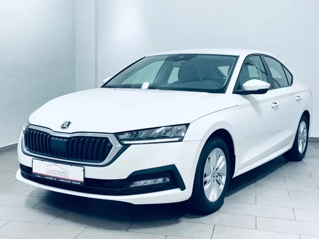Main__Slider__Photo:Skoda Octavia Lim. Ambition * NAVI * VIRTUAL * TEMP * 05/2022-0