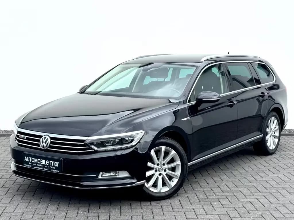 Main__Slider__Photo:Volkswagen Passat Variant Highline 2.0 TSI DSG 4Motion 09/2016-0
