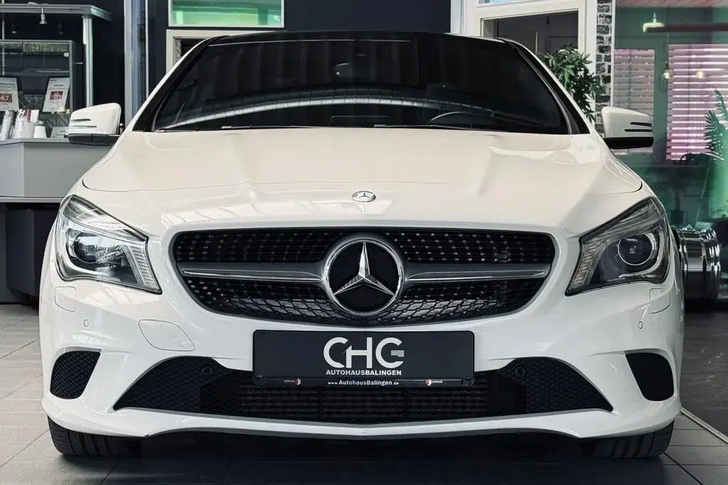 Main__Slider__Photo:Mercedes-Benz CLA 180 Shooting Brake PANO|NAVI|Bi-XEN.|PDC|SHZ 08/2015-1