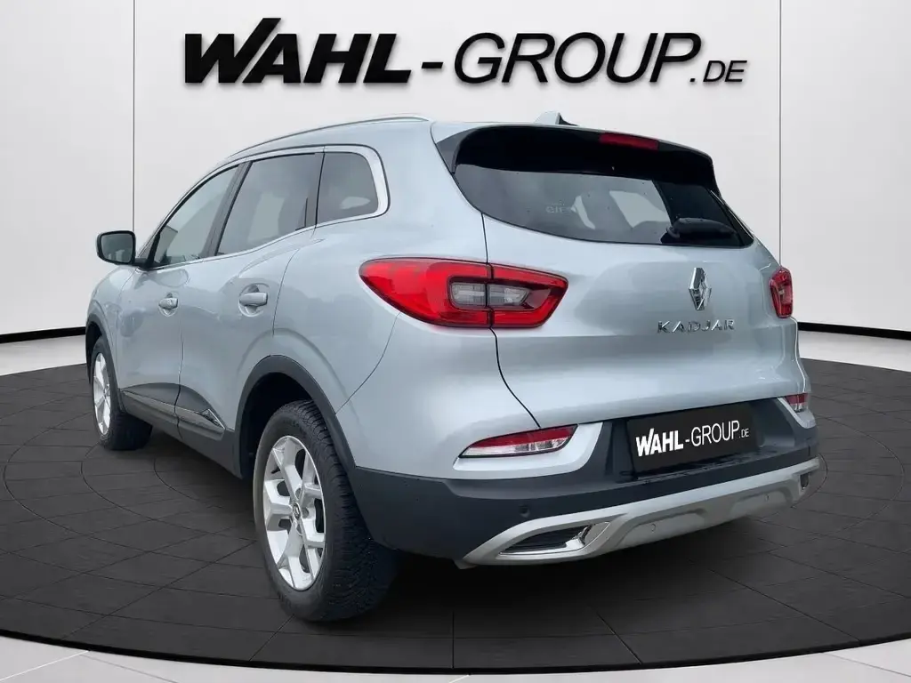 Main__Slider__Photo:Renault Kadjar LIMITED Deluxe TCe 140 (GJR/NAVI/SITZHZG) 05/2019-1