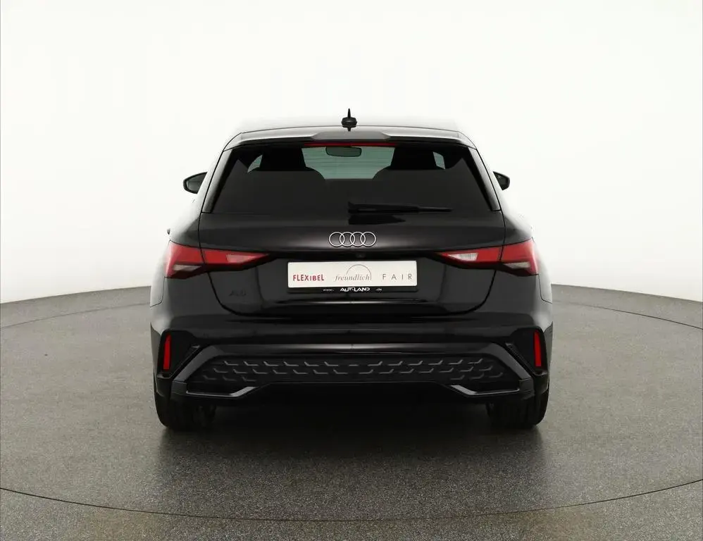 Main__Slider__Photo:Audi A3 Sportback 35 TFSI s-tronic S-Line LED ACC Nav 09/2025-1