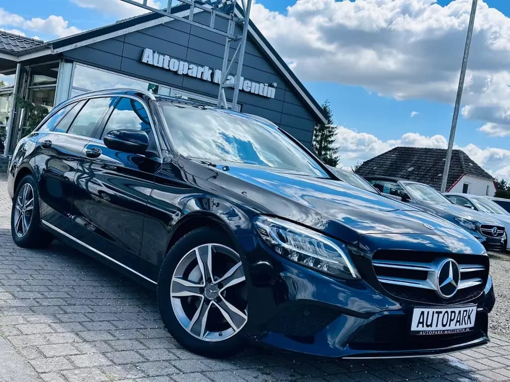 Main__Slider__Photo:Mercedes-Benz C-Class 300-Klasse T-Modell *AVANTGARDE*LED*AHK*NAVI* 03/2019-0