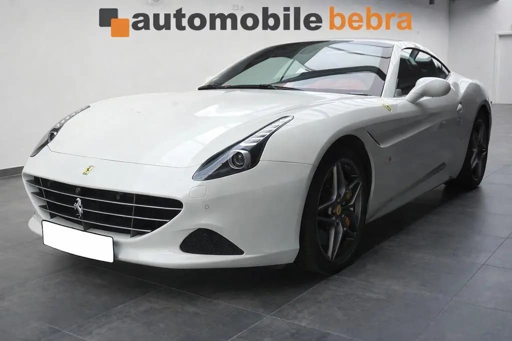 Main__Slider__Photo:Ferrari California T 3.9 V8 Handling Speciale Carbon 08/2017-0