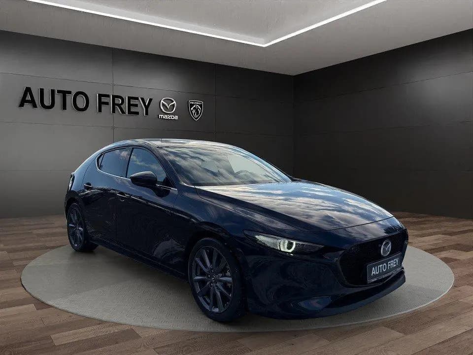 Main__Slider__Photo:Mazda 3 Selection Automatik BOSE LEDER KAMERA 06/2020-0