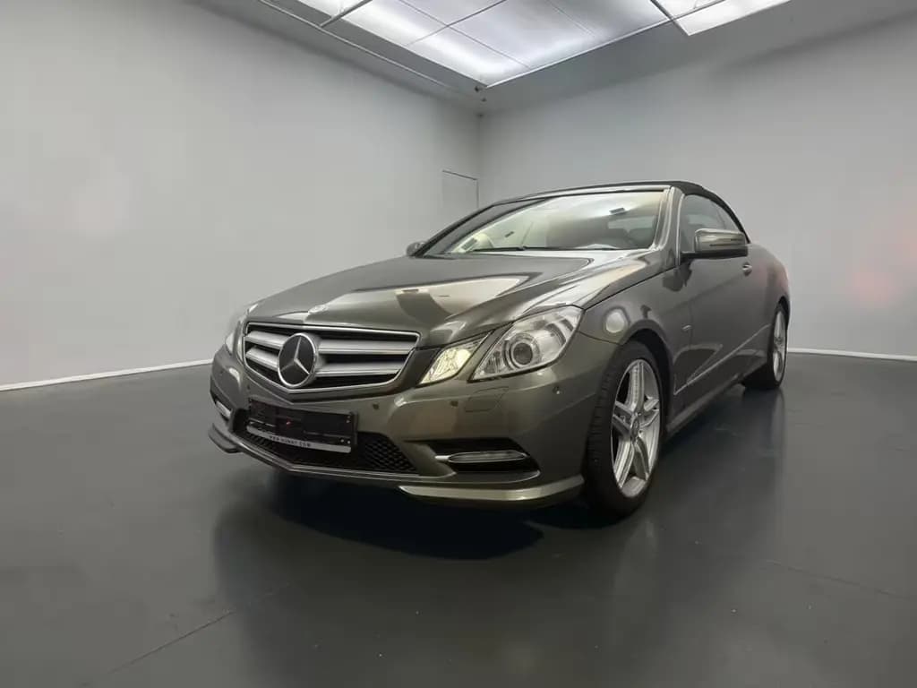 Main__Slider__Photo:Mercedes-Benz E-Class 500 CABRIO AMG - LINE*SCHECKHEFT*VOLL + SAUBER 09/2011-0