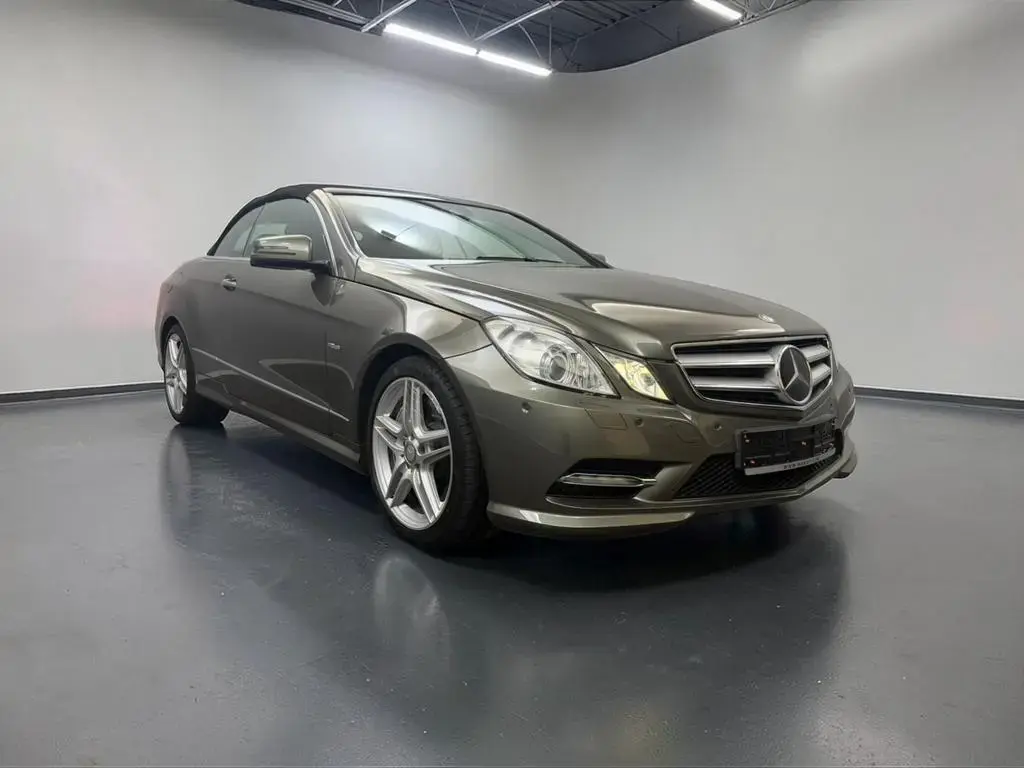 Main__Slider__Photo:Mercedes-Benz E-Class 500 CABRIO AMG - LINE*SCHECKHEFT*VOLL + SAUBER 09/2011-1