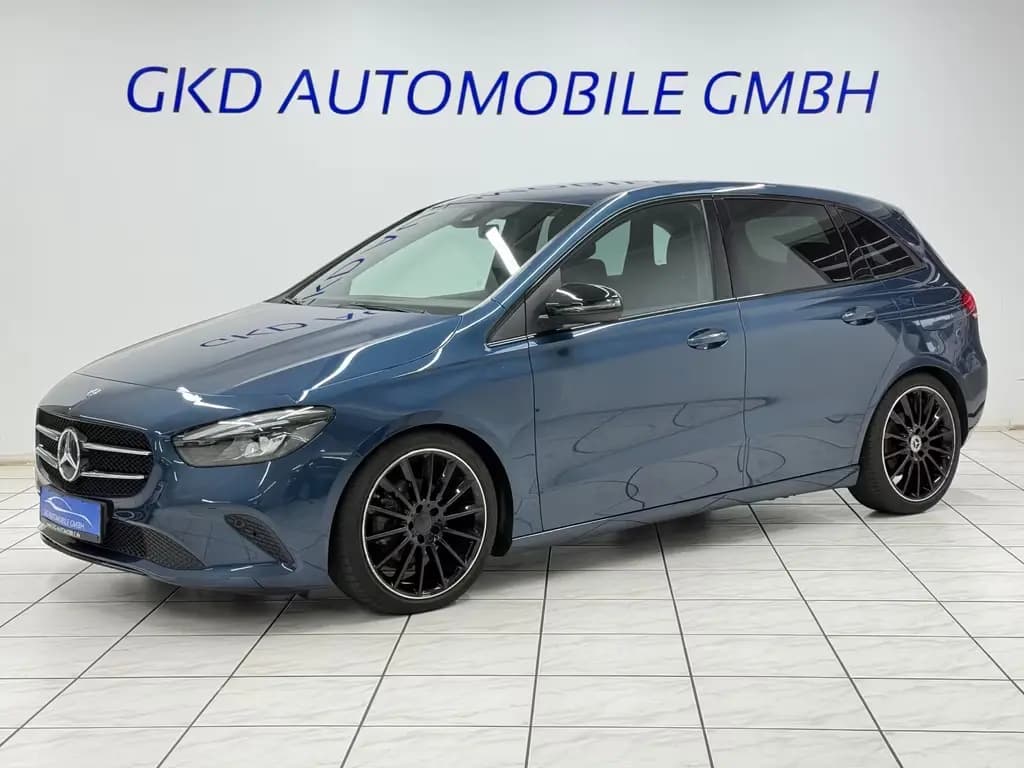 Main__Slider__Photo:Mercedes-Benz B 180 Kamera*Night-Paket*Navi*Standhz*ACC*AMG19" 02/2019-0