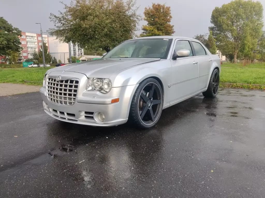 Main__Slider__Photo:Chrysler 300C SRT8 6.1 Autom. SRT8 01/2006-0