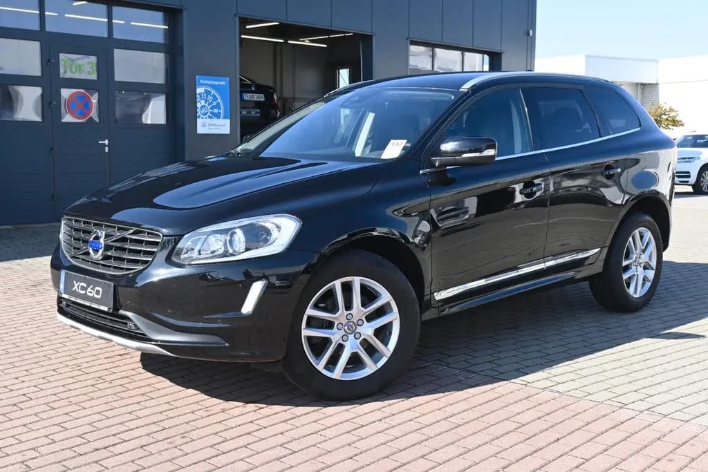 Main__Slider__Photo:Volvo XC60 D4 FWD Autom. Summum*STDHZG*RFK* 07/2017-0