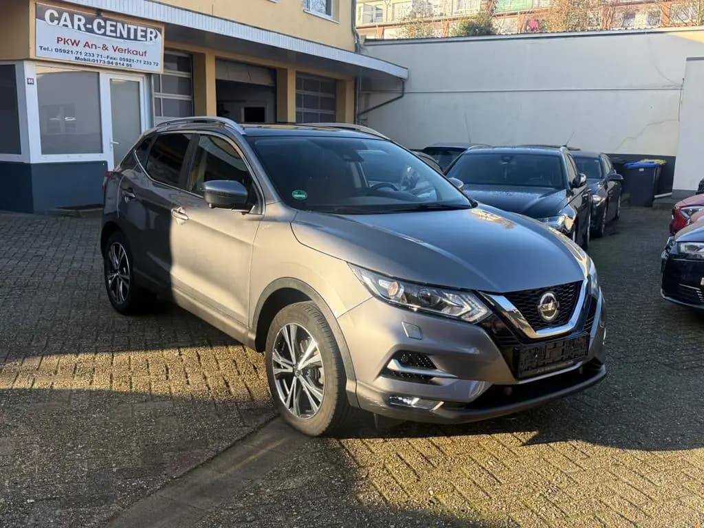 Main__Slider__Photo:Nissan Qashqai N-Connecta*NAVI*360° Kamera*8FACH*SHZ*** 07/2018-0