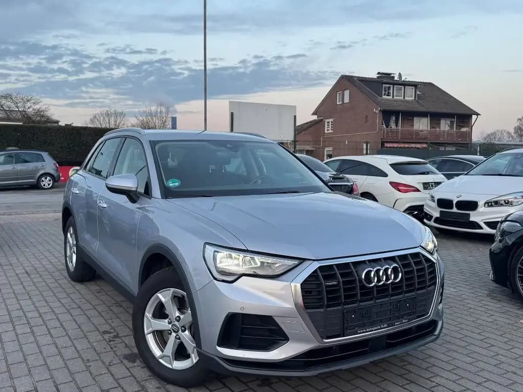 Main__Slider__Photo:Audi Q3 40 TFSI quattro | AUTOMATIK | VIRTUAL COCKPIT 07/2019-0