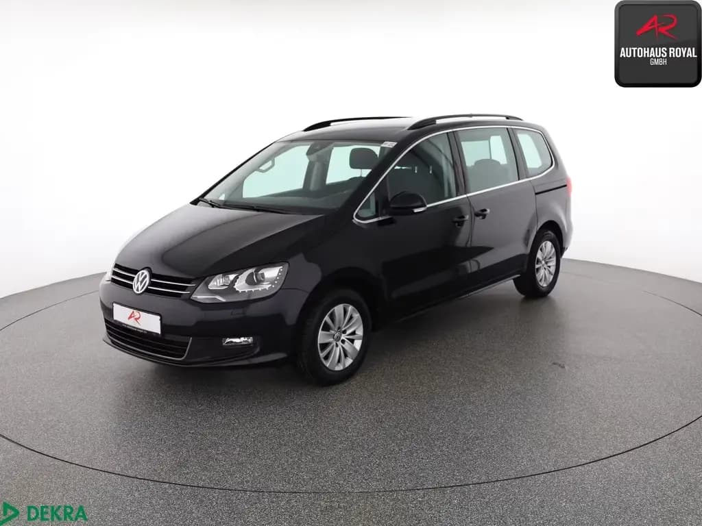 Main__Slider__Photo:Volkswagen Sharan 2.0 TDI DSG DYNAUDIO,KAMERA,TOTWINKEL,ACC 02/2016-0