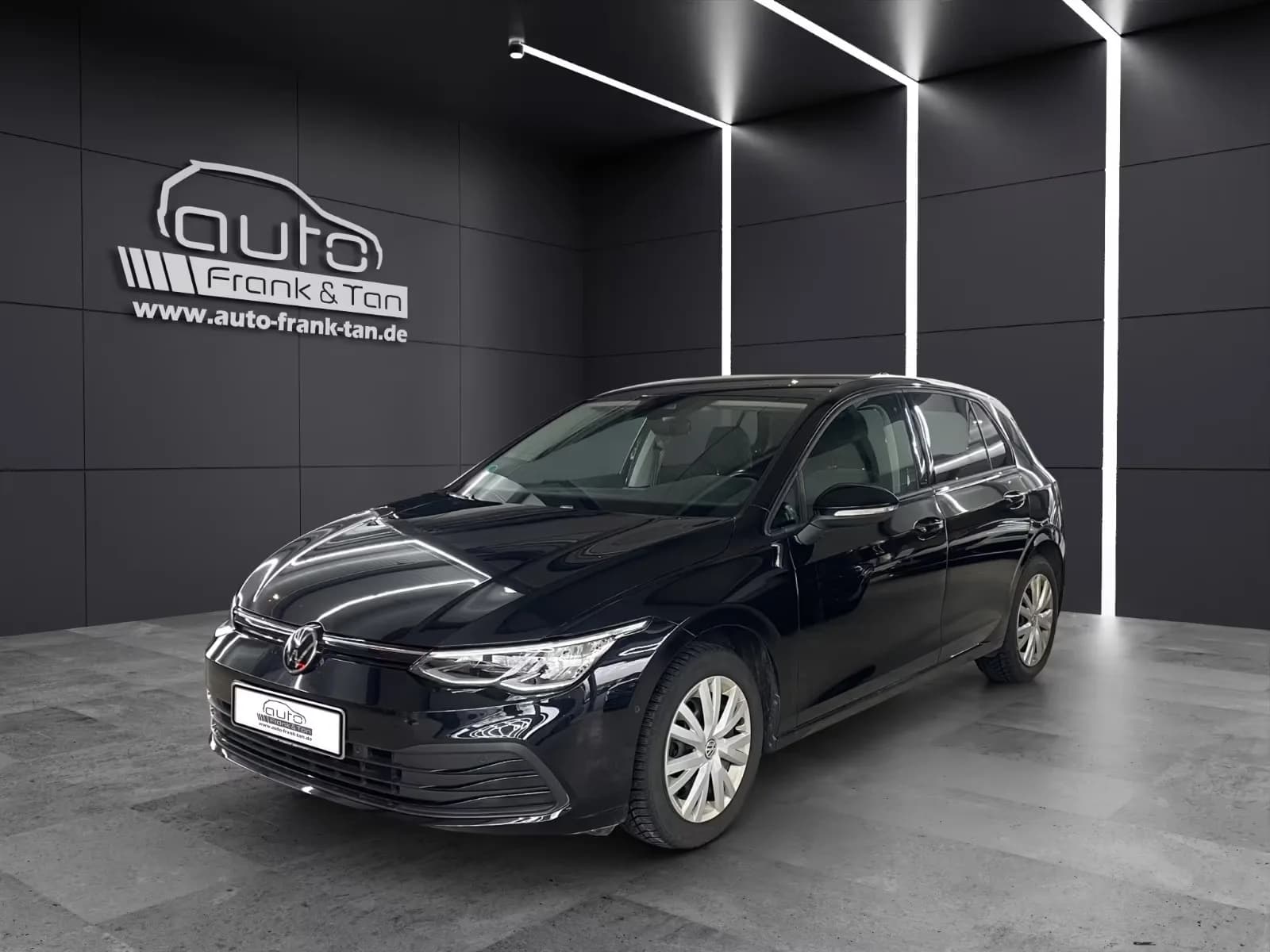 Main__Slider__Photo:Volkswagen Golf VIII Lim. Life ( Golf 8 ), ACC, DAB, LED 06/2020-0