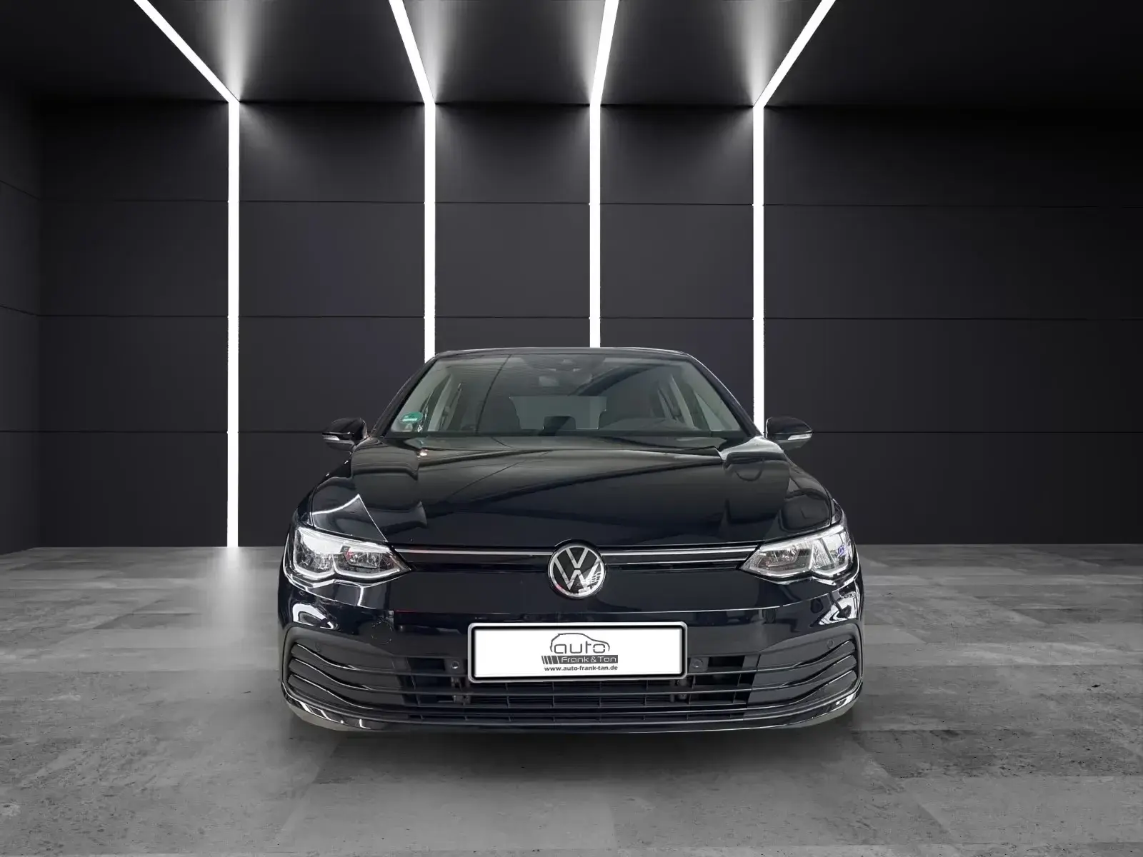 Main__Slider__Photo:Volkswagen Golf VIII Lim. Life ( Golf 8 ), ACC, DAB, LED 06/2020-1