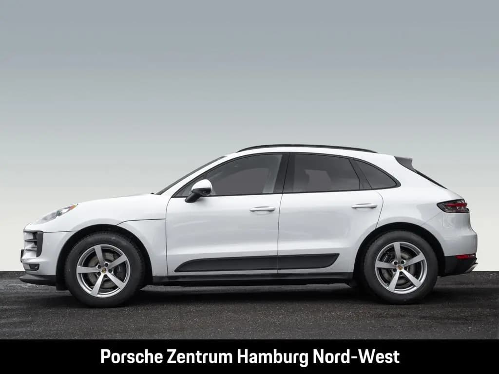 Main__Slider__Photo:Porsche Macan Panorama PASM Servolenkung Plus 10/2021-0