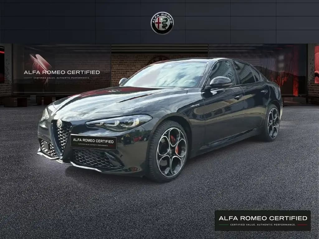 Main__Slider__Photo:Alfa Romeo Giulia Veloce 2.0 Turbo 16V AT8-Q4 01/2025-0