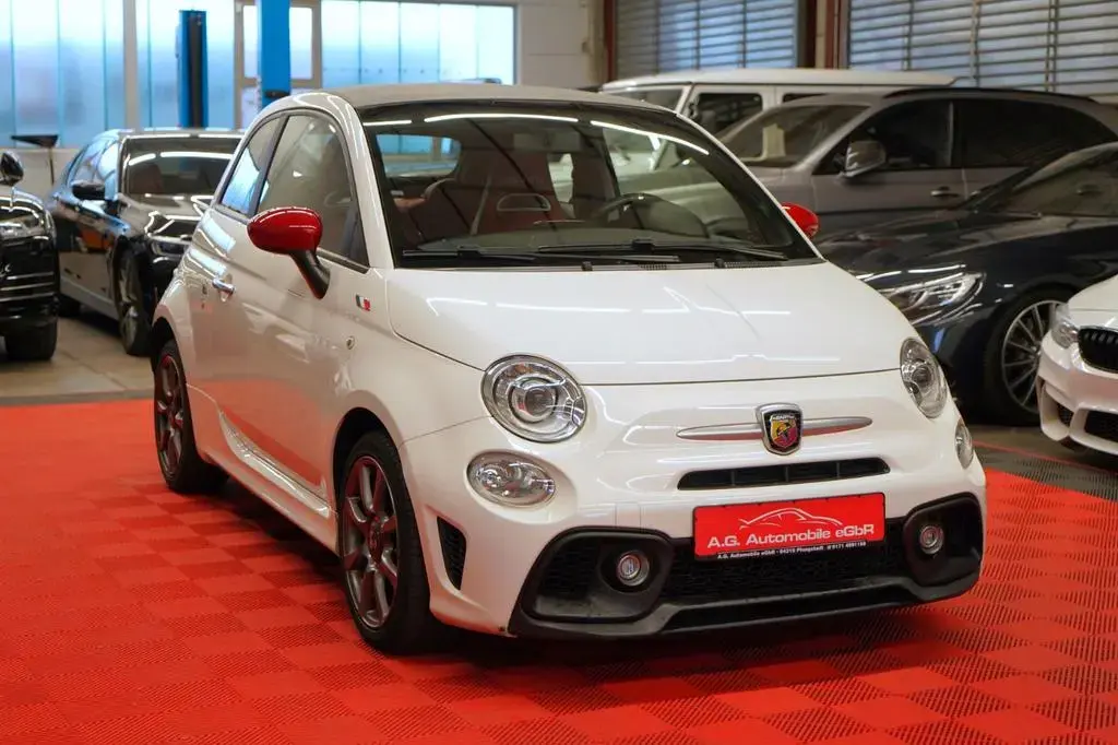Main__Slider__Photo:Abarth Cabrio 595 1.4 Turbo Wenig-Km*Bi-Xenon*Navi* 11/2016-1
