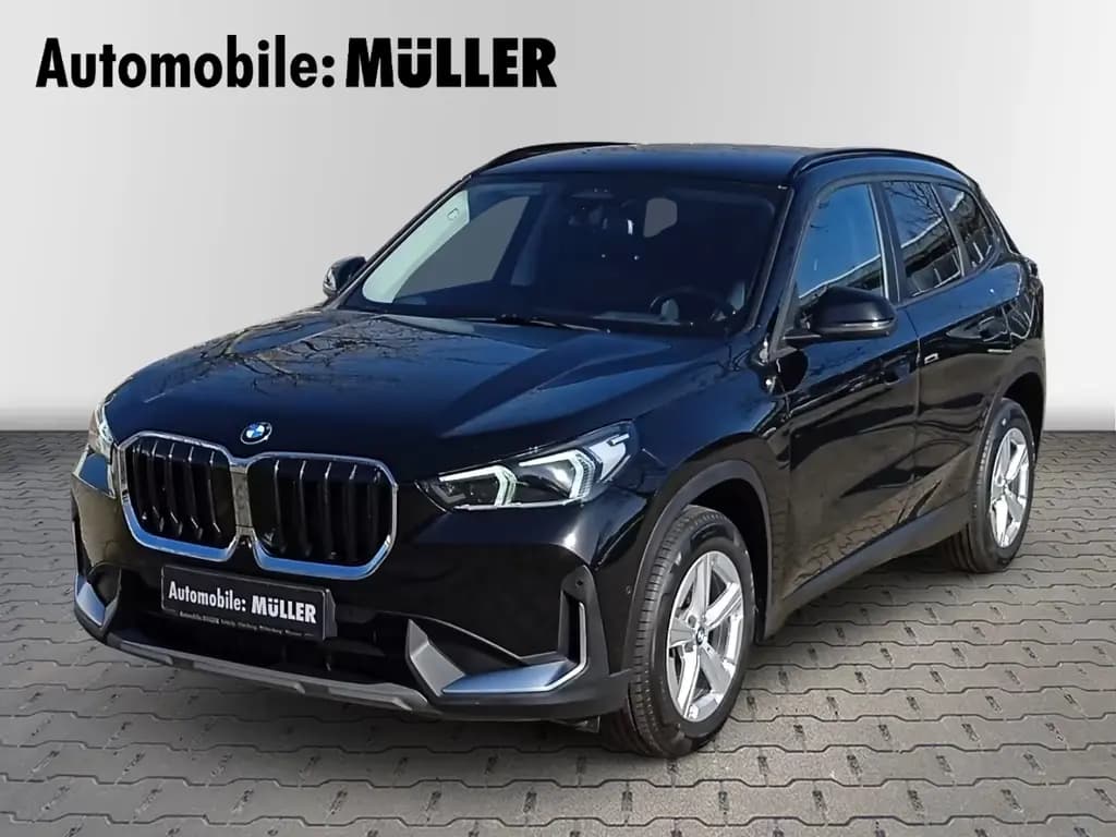 Main__Slider__Photo:BMW X1 20 d xDrive+AHK+Head-up-Display+Park-Assisten 12/2022-0