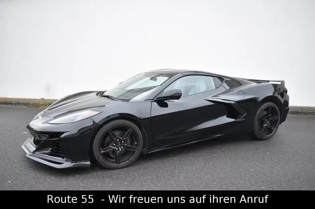 Main__Slider__Photo:Corvette C8 2LT Head Up Front Kamera Klappenauspuff z51 09/2020-0
