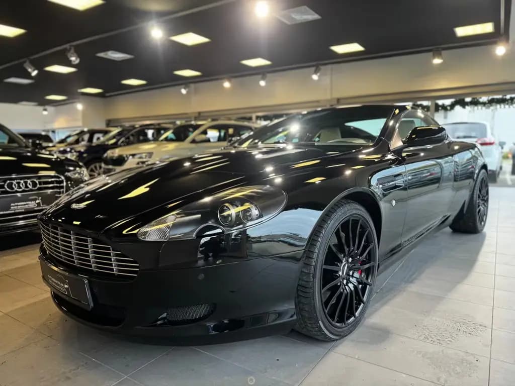Main__Slider__Photo:Aston Martin DB9 LM 5.9 Touchtronic 11/2007-0
