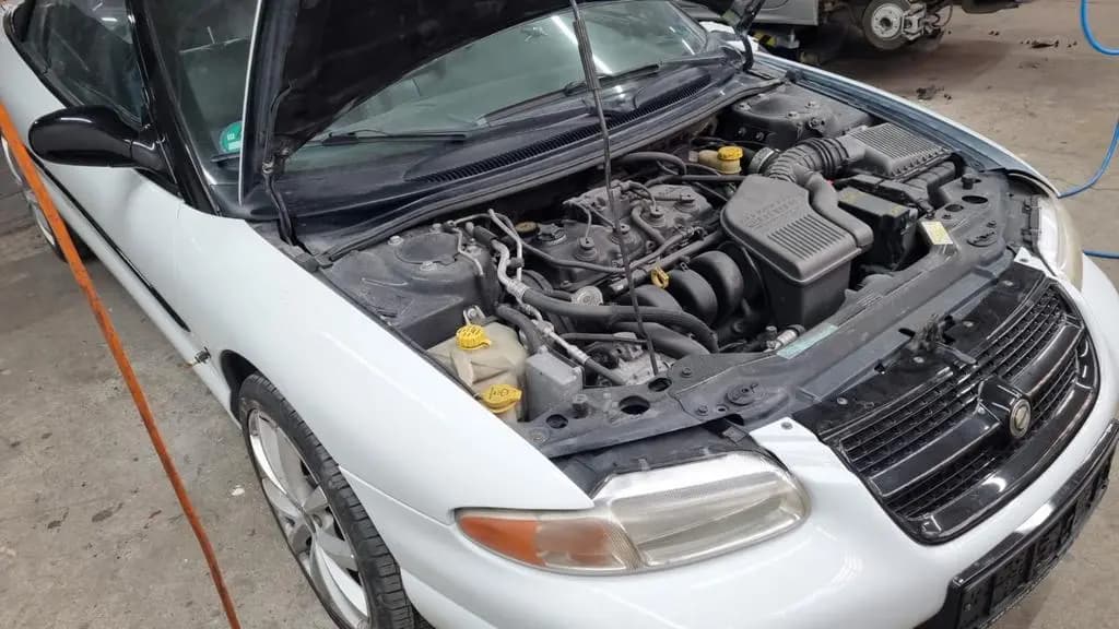 Main__Slider__Photo:Chrysler Stratus 2.0 LX Cabrio LX 05/1997-0