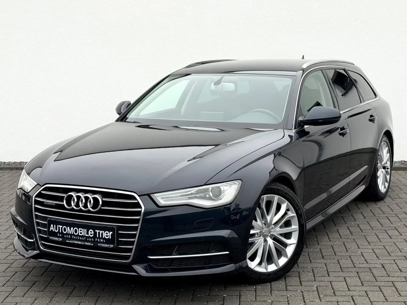 Main__Slider__Photo:Audi A6 04/2017-0