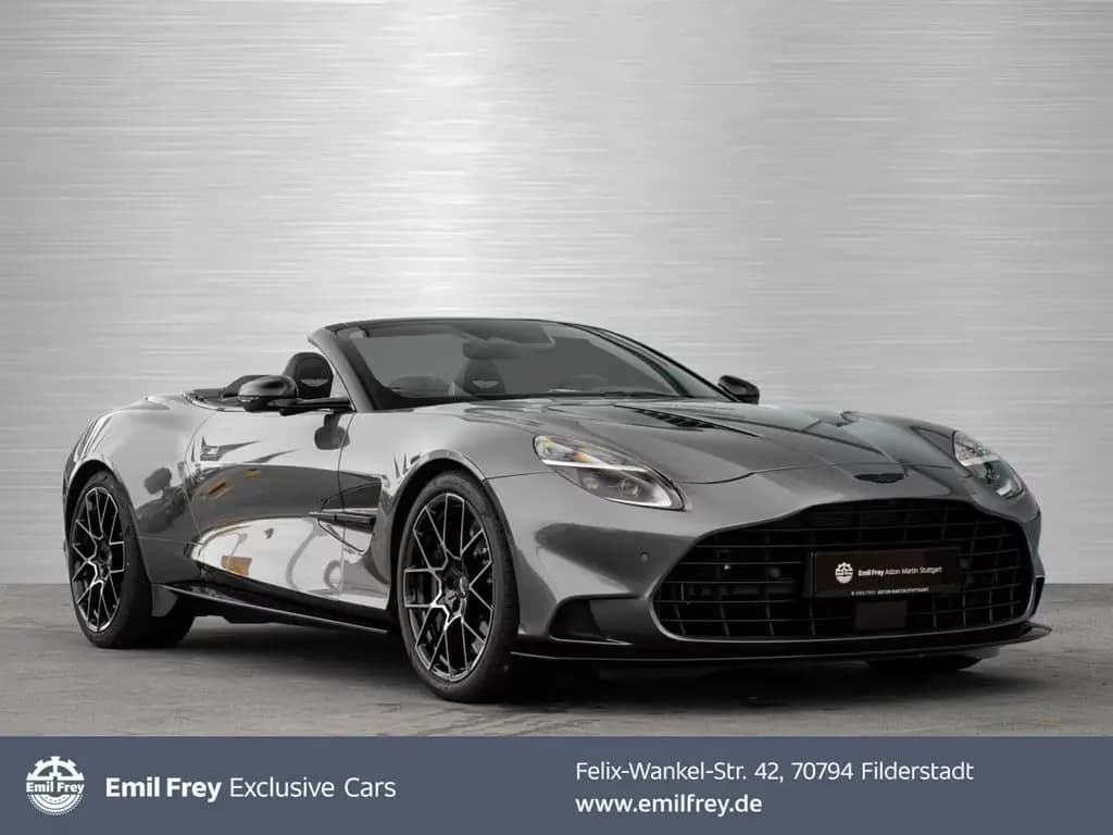 Main__Slider__Photo:Aston Martin Vanquish Volante null-0