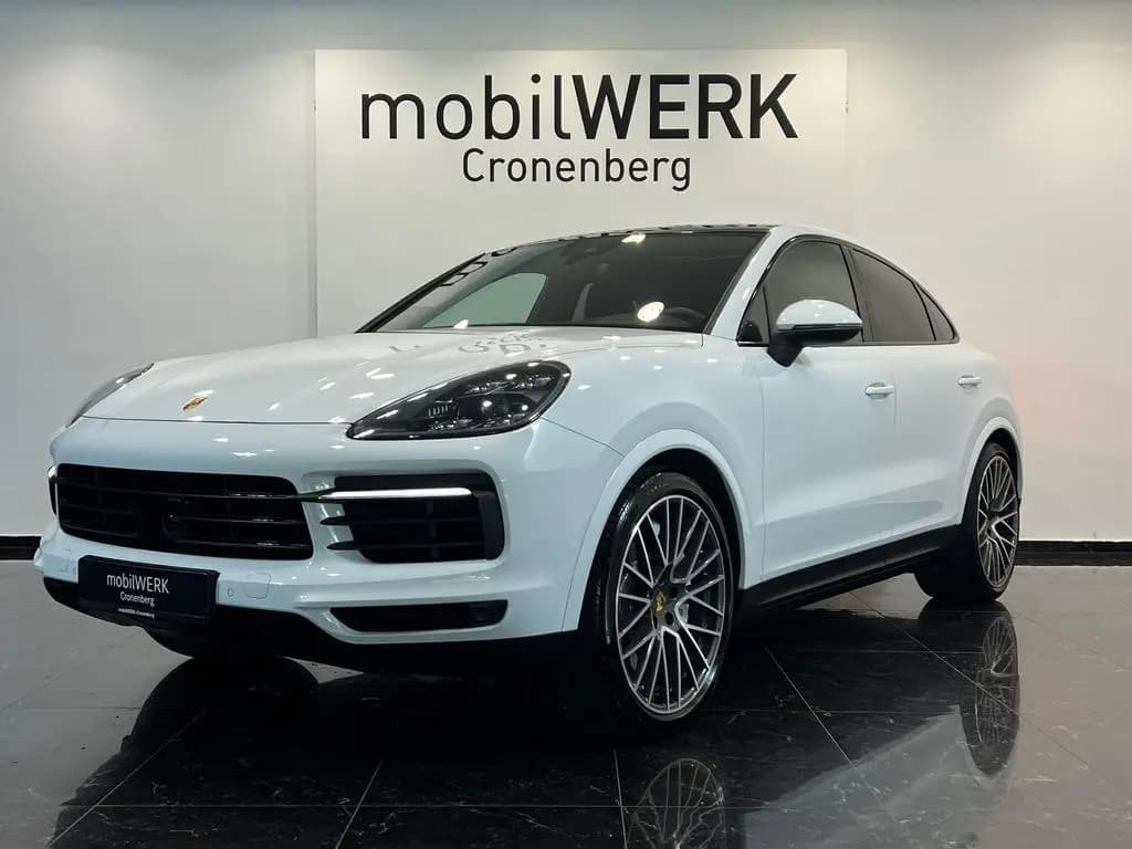 Main__Slider__Photo:Porsche Cayenne Coupe Standh. AHK Luftf. Matrix 18W. HuD 05/2019-0