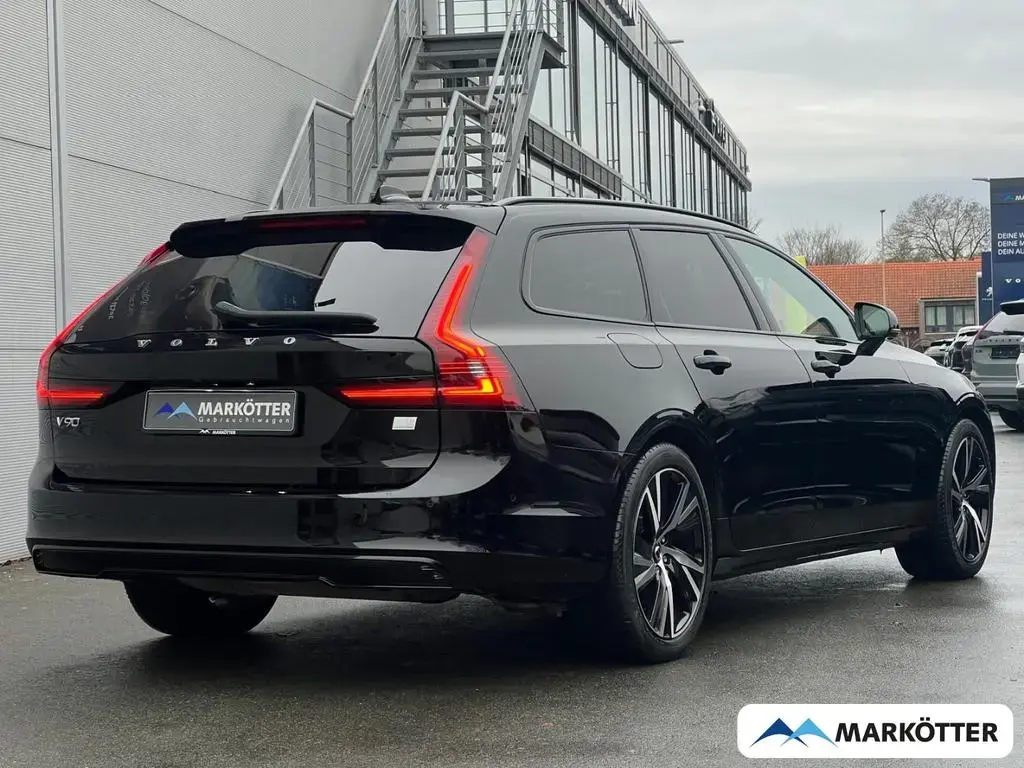 Main__Slider__Photo:Volvo V90 T8 AWD Ultimate Dark Recharge AHK/PANO/HUD 12/2022-1