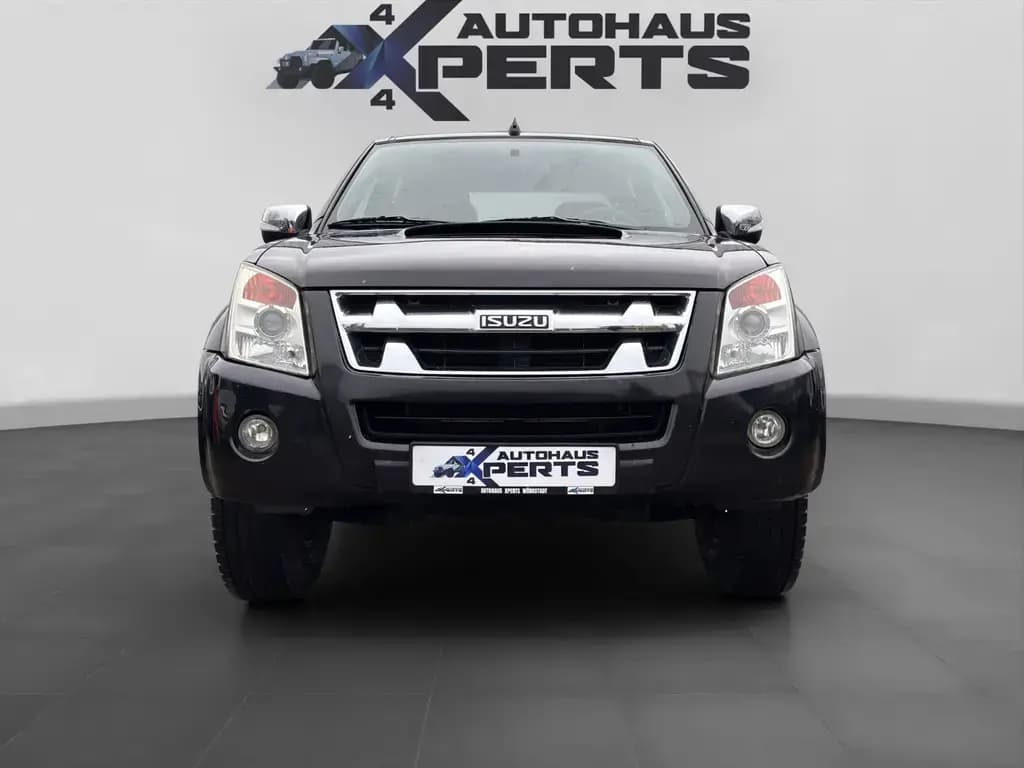 Main__Slider__Photo:Isuzu D-Max 3.0TD Aut. DOUBLECAB | nur 139tkm| 4WD| LS 04/2011-0