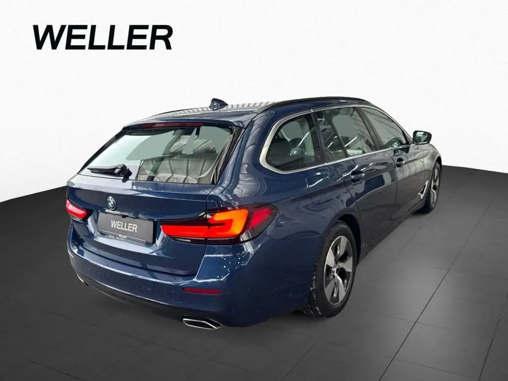 Main__Slider__Photo:BMW 5 Series 520d xDrive Touring Aut. Laser,HuD,PA,St+Go,DA 11/2021-0