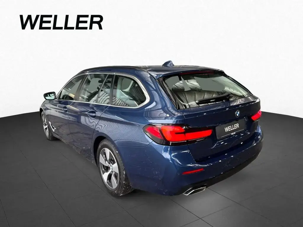 Main__Slider__Photo:BMW 5 Series 520d xDrive Touring Aut. Laser,HuD,PA,St+Go,DA 11/2021-1