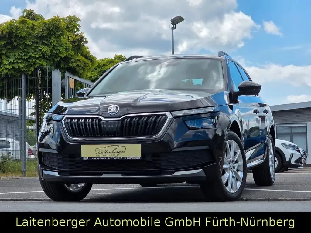 Main__Slider__Photo:Skoda Kamiq Clever 1.0 LTR*DSG*ACC*LED*MATRIX*NAVI*CAM 05/2021-0