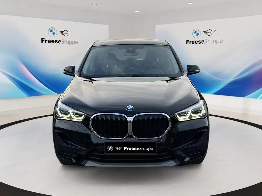 Main__Slider__Photo:BMW X1 sDrive18i AHK RFK LORDOSE LED SHZ 12/2021-1