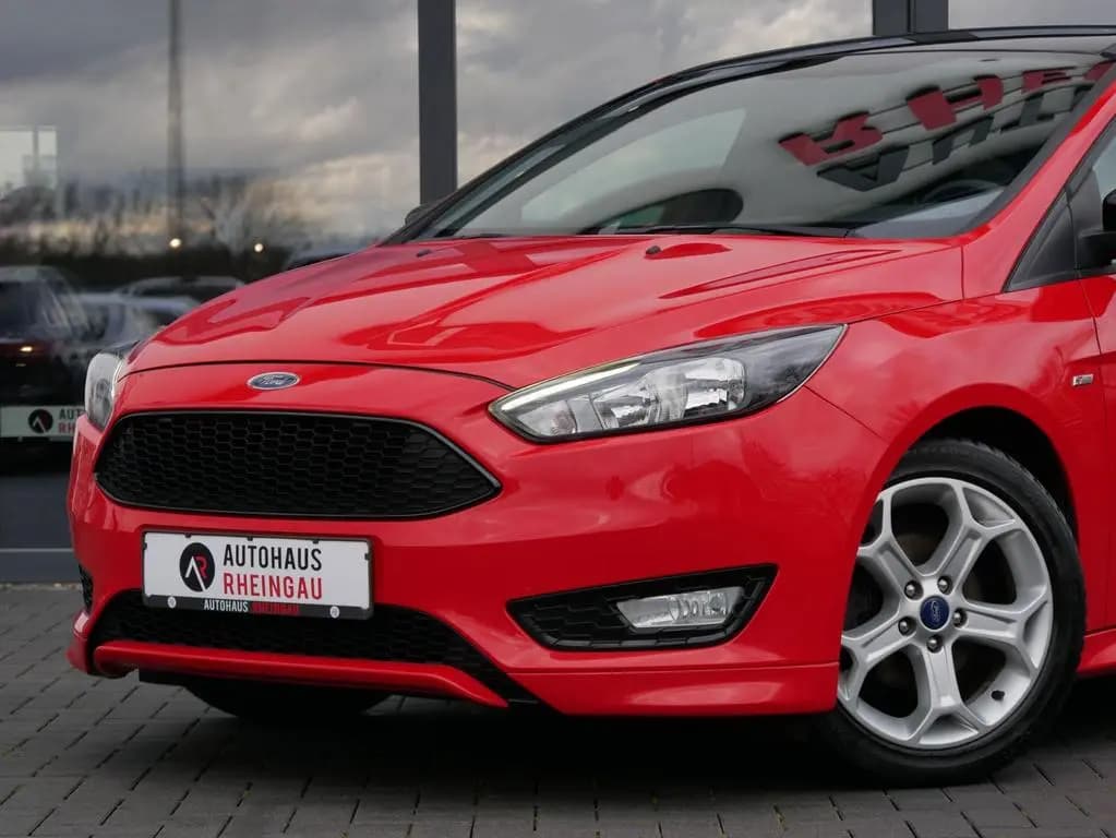Main__Slider__Photo:Ford Focus 1.0 EcoBoost ST-Line RFK*AMBIENTE*GARANTIE 04/2018-0