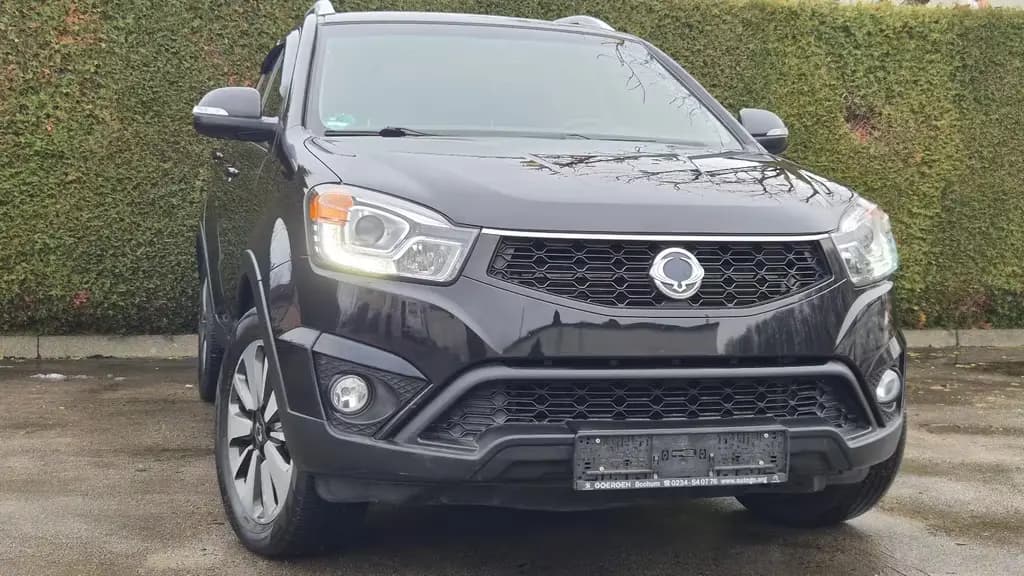 Main__Slider__Photo:Ssangyong Korando 2.0 KAMERA/NAVI/4 x SHZ/ LEDER/ DAB/18" 07/2015-0