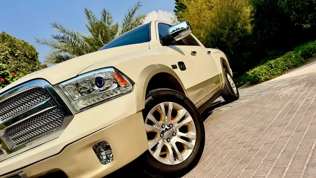 Main__Slider__Photo:Dodge RAM 5.7*4X4*LONGHORN*RAMBOX*AHK*NAVI*CLEAN CARFAX* 12/2017-1