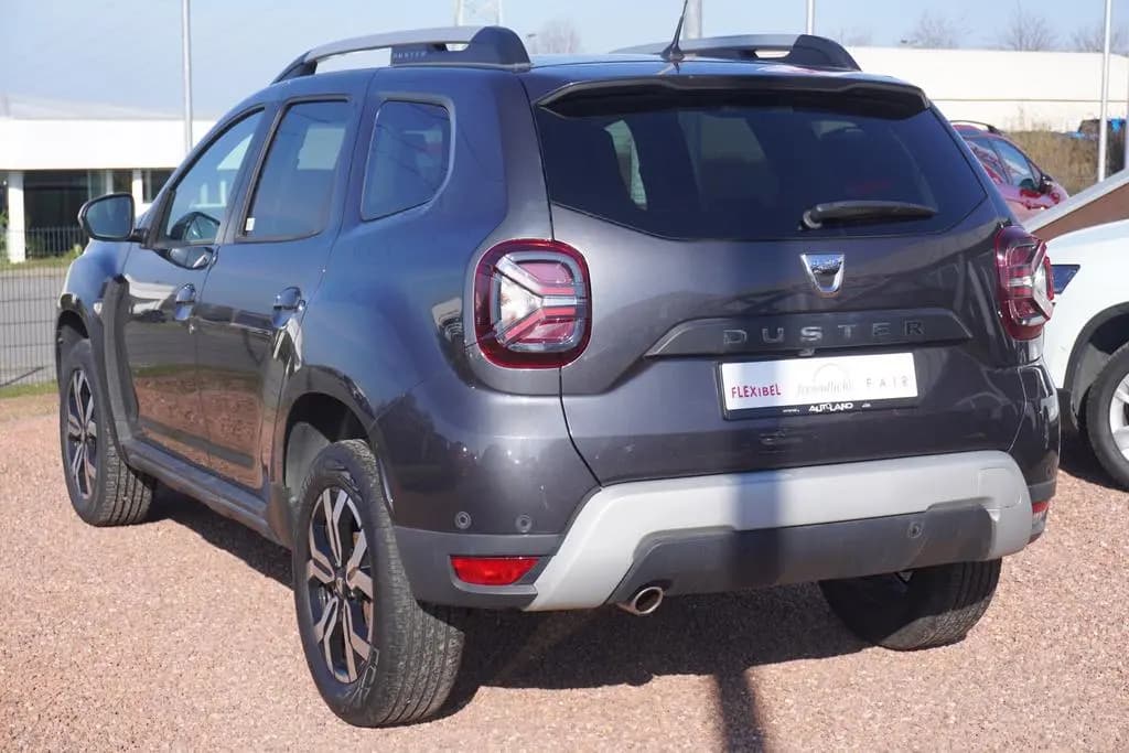 Main__Slider__Photo:Dacia Duster II 1.3 TCe 150 Prestige EDC Navi LED 360° 08/2021-0