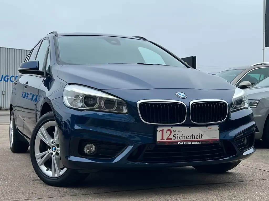 Main__Slider__Photo:BMW 220 Gran Tourer 220d GT *AUTOMATIK*7SITZ*PANO*NAVI* 01/2016-0