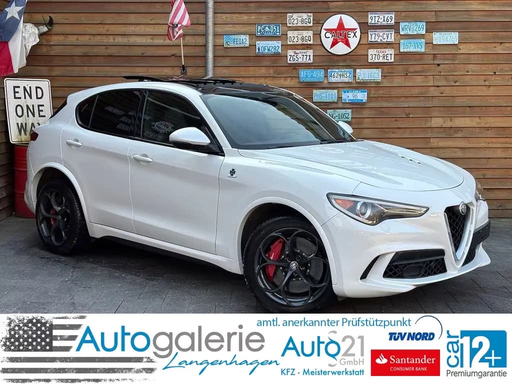 Main__Slider__Photo:Alfa Romeo Stelvio Quadrifoglio Q4 AWD Carbon BREMBO CCM 06/2019-0