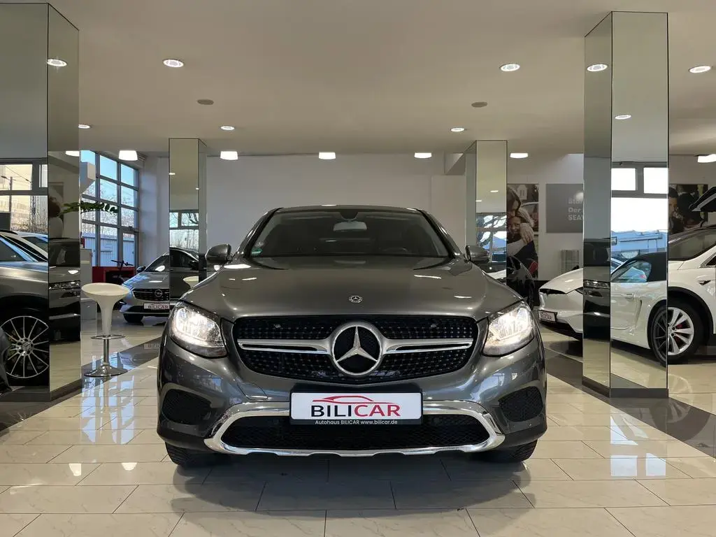 Main__Slider__Photo:Mercedes-Benz GLC 250 GLC GLC 250 4M/Leder/Allwetter./SHG/KAM/NAVI/TPM 01/2018-1