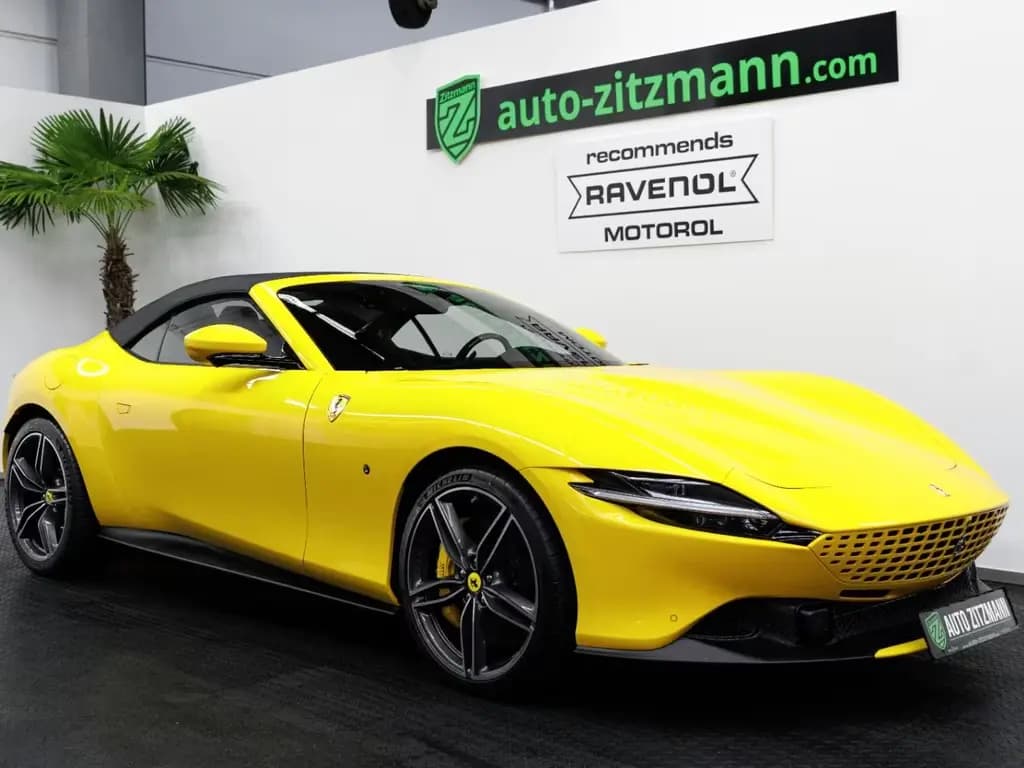 Main__Slider__Photo:Ferrari Roma Spider/CARBON/DAYTONA/JBL/PASS.DISPLAY/ACC 10/2024-0
