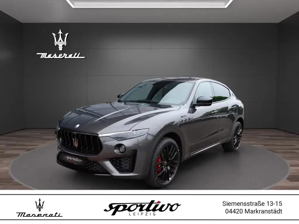 Main__Slider__Photo:Maserati Levante Modena Ultima*Final Edition* 07/2025-0