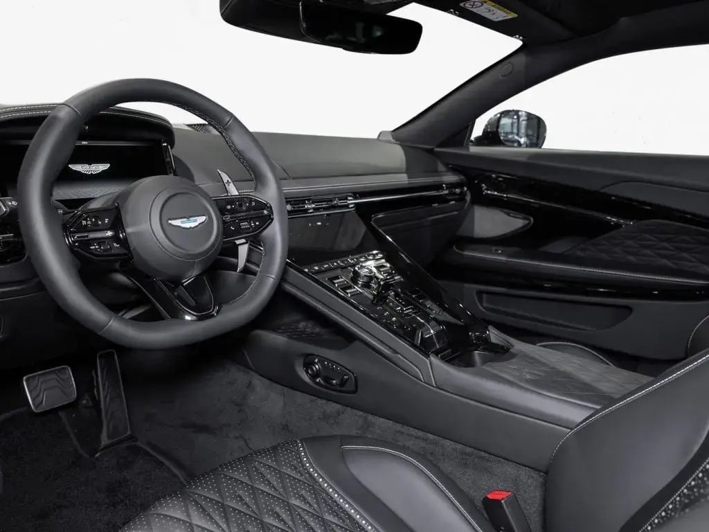 Main__Slider__Photo:Aston Martin DB12 Coupe Aston Martin Hamburg 10/2025-1